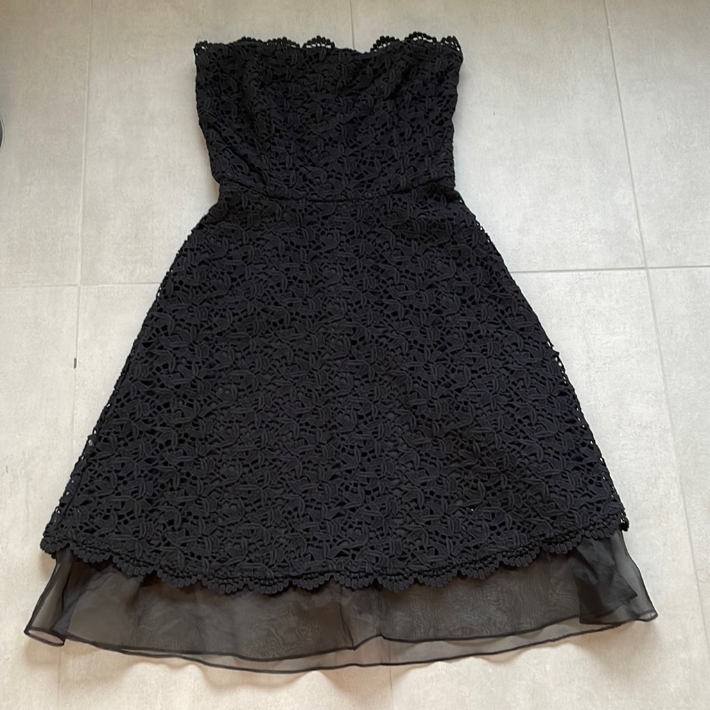 Joie Black Lace Strapless Dress For Special Occasions, Sz.M